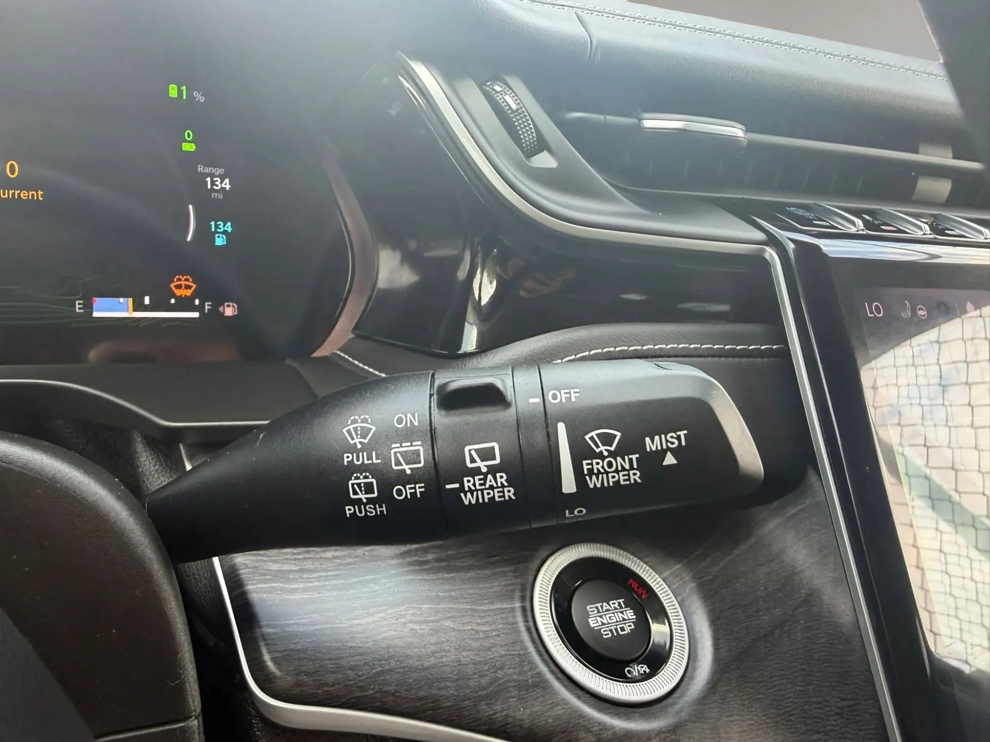 Used 2022 Jeep Grand Cherokee Limited 4xe AWD/4WD image 15