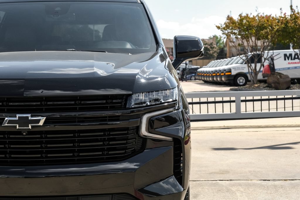 Used 2023 Chevrolet Suburban RST w/ Luxury Package RWD image 51