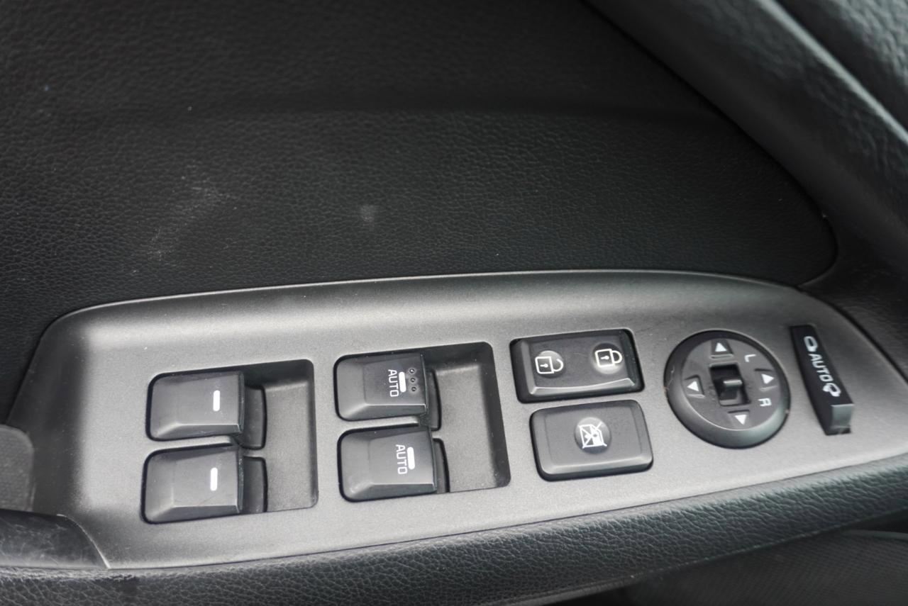 Used 2014 Kia Forte EX FWD image 31