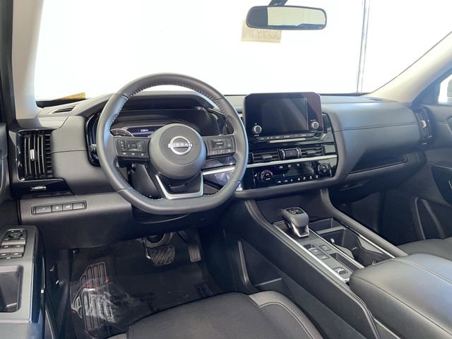 Certified 2024 Nissan Pathfinder SV w/ SV Premium Package image 22