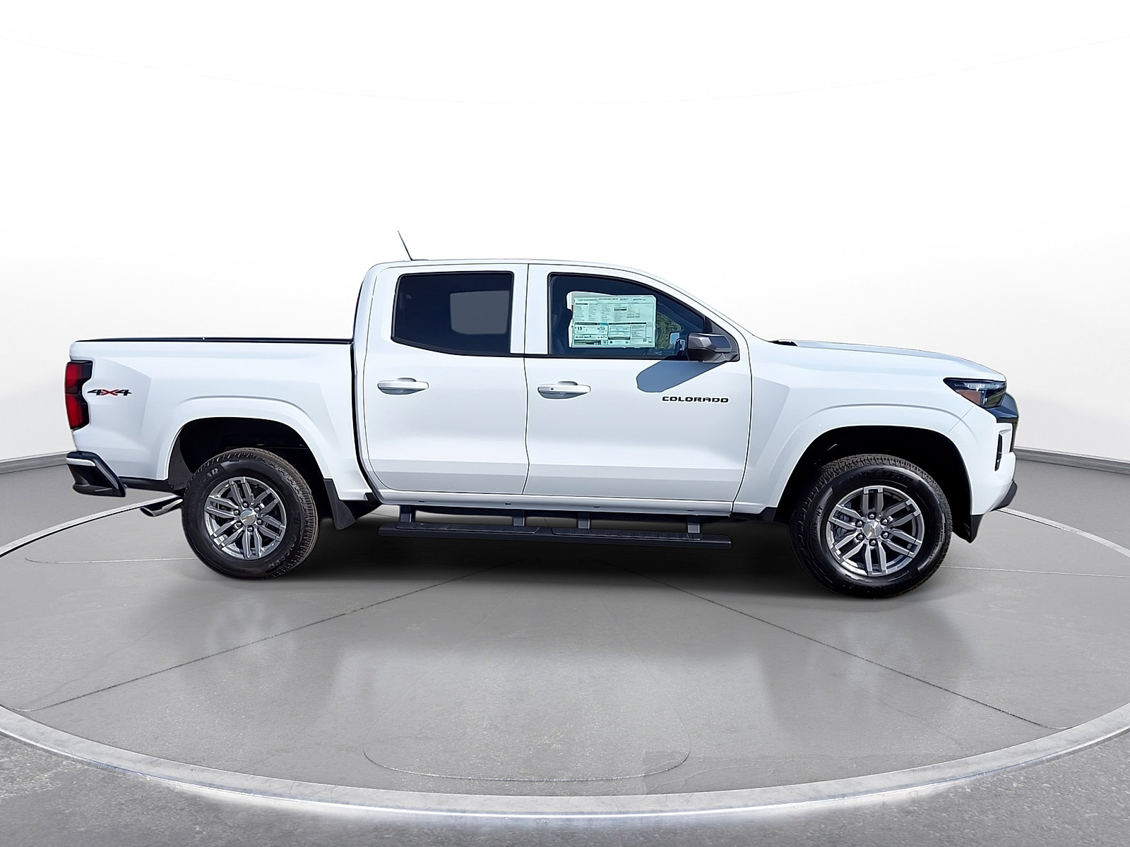 New 2026 Chevrolet Colorado LT w/ LT Convenience Package AWD/4WD image 9