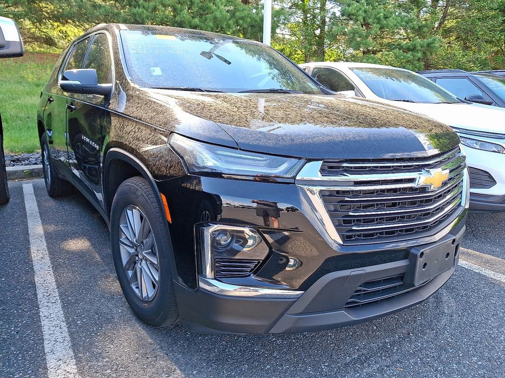 Used 2022 Chevrolet Traverse LT AWD/4WD image 3