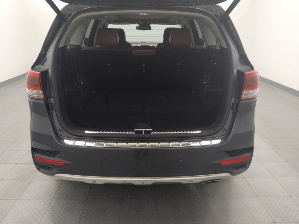 Used 2017 Kia Sorento SX image 29