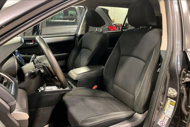 Used 2019 Subaru Outback 2.5i Premium AWD/4WD image 25