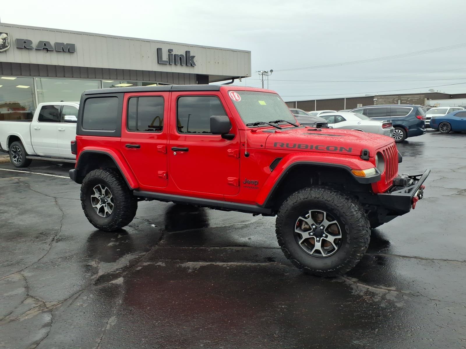Used 2018 Jeep Wrangler Unlimited Rubicon w/ Dual Top Group AWD/4WD image 8