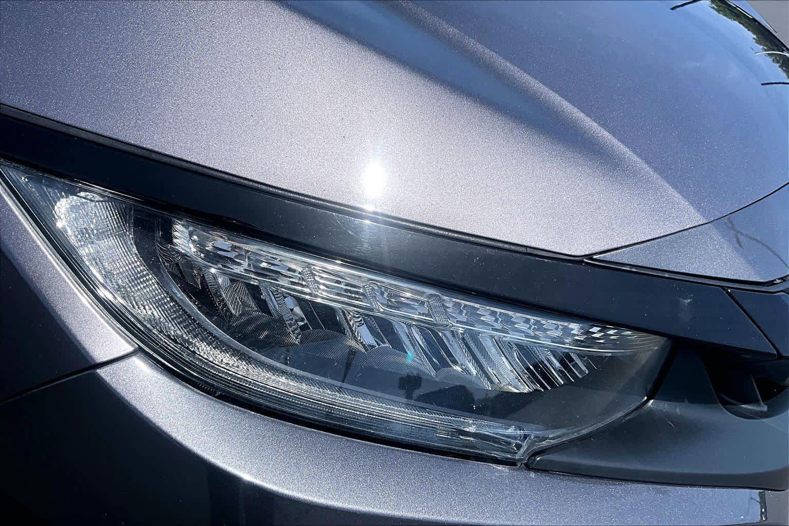 Used 2019 Honda Civic Touring image 27