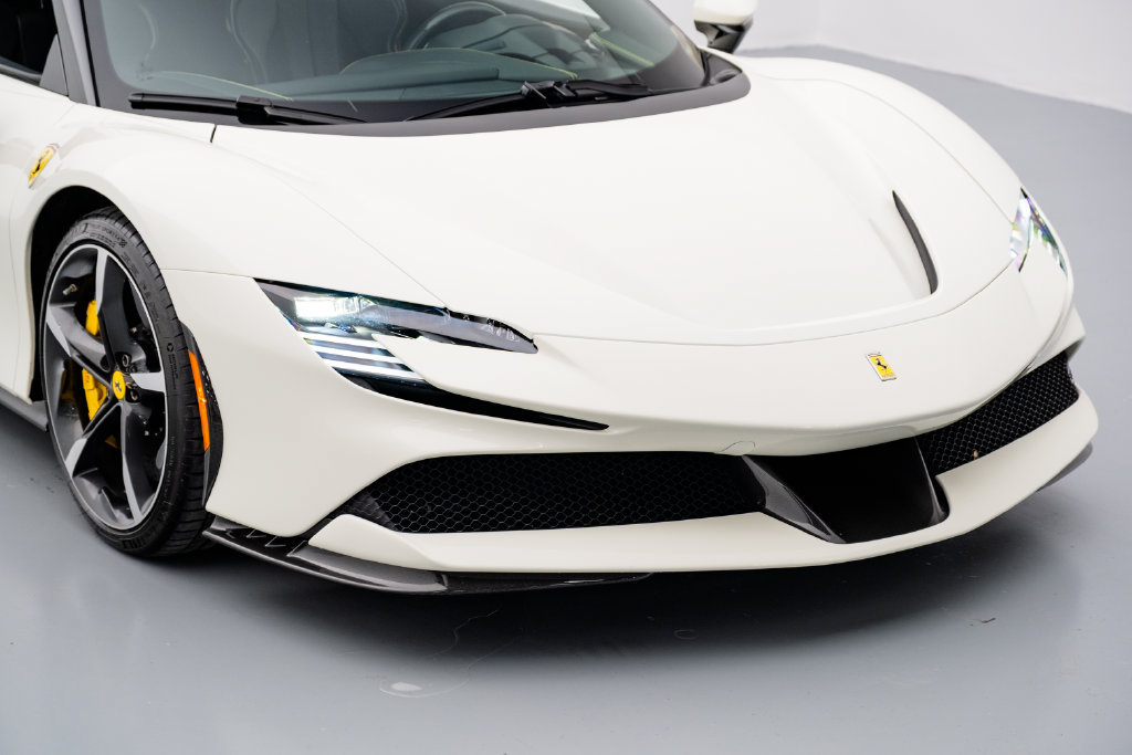 Used 2021 Ferrari SF90 Stradale AWD/4WD image 4