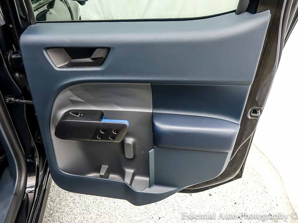 Used 2025 Ford Maverick Lobo AWD/4WD image 29