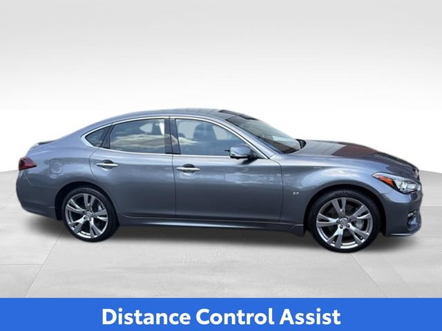 Used 2017 INFINITI Q70 3.7 w/ Technology Package AWD/4WD image 27