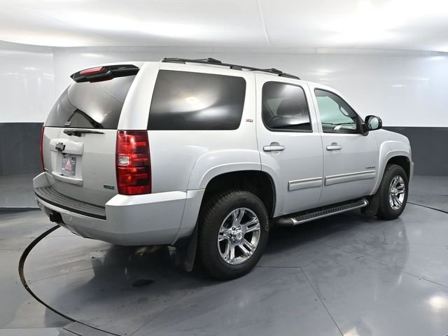 Used 2010 Chevrolet Tahoe LT w/ Luxury Package image 4