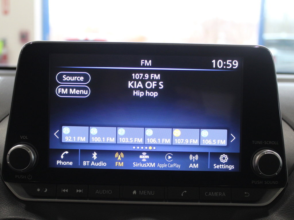 Used 2022 Nissan Sentra SR w/ SR Premium Package image 28