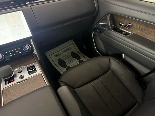 Used 2023 Land Rover Range Rover SE AWD/4WD image 25