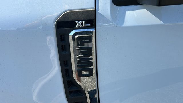 New 2025 Ford F350 XL w/ XL Chrome Package image 11