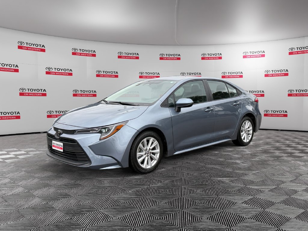 Used 2026 Toyota Corolla LE w/ LE Premium Package FWD image 1