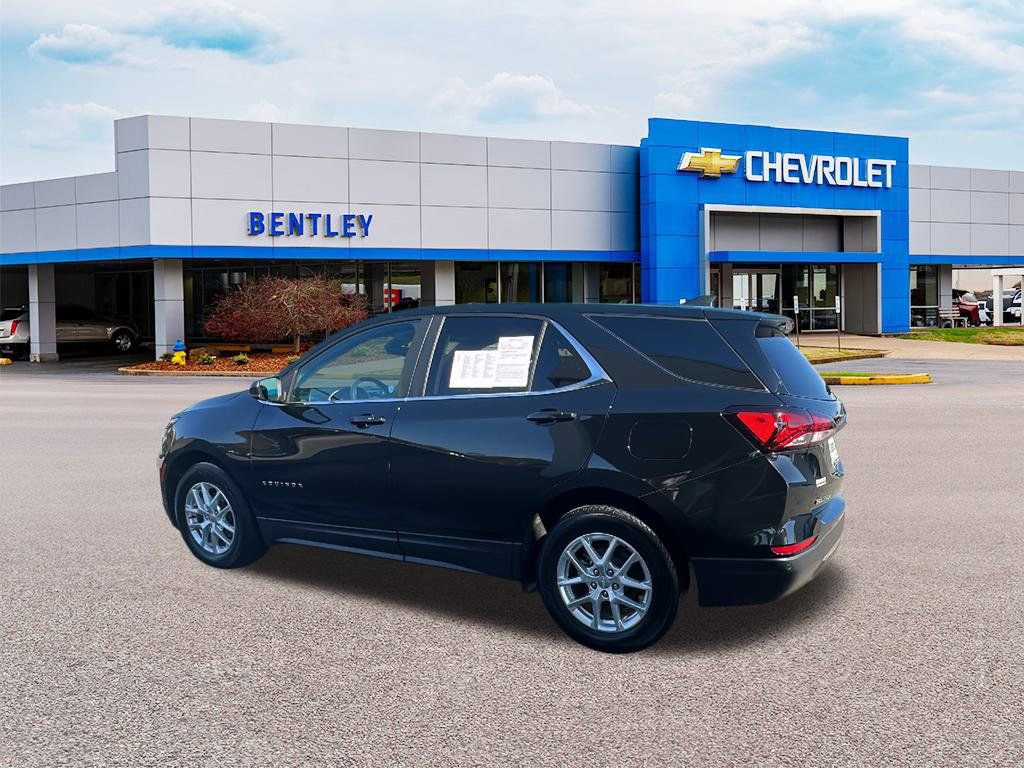 Used 2022 Chevrolet Equinox LT image 3