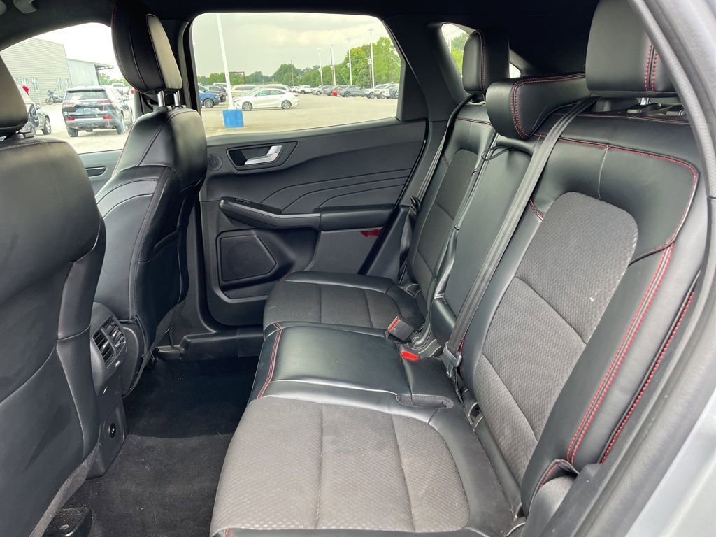 Used 2024 Ford Escape ST-Line Select w/ Tech Pack #2 image 16