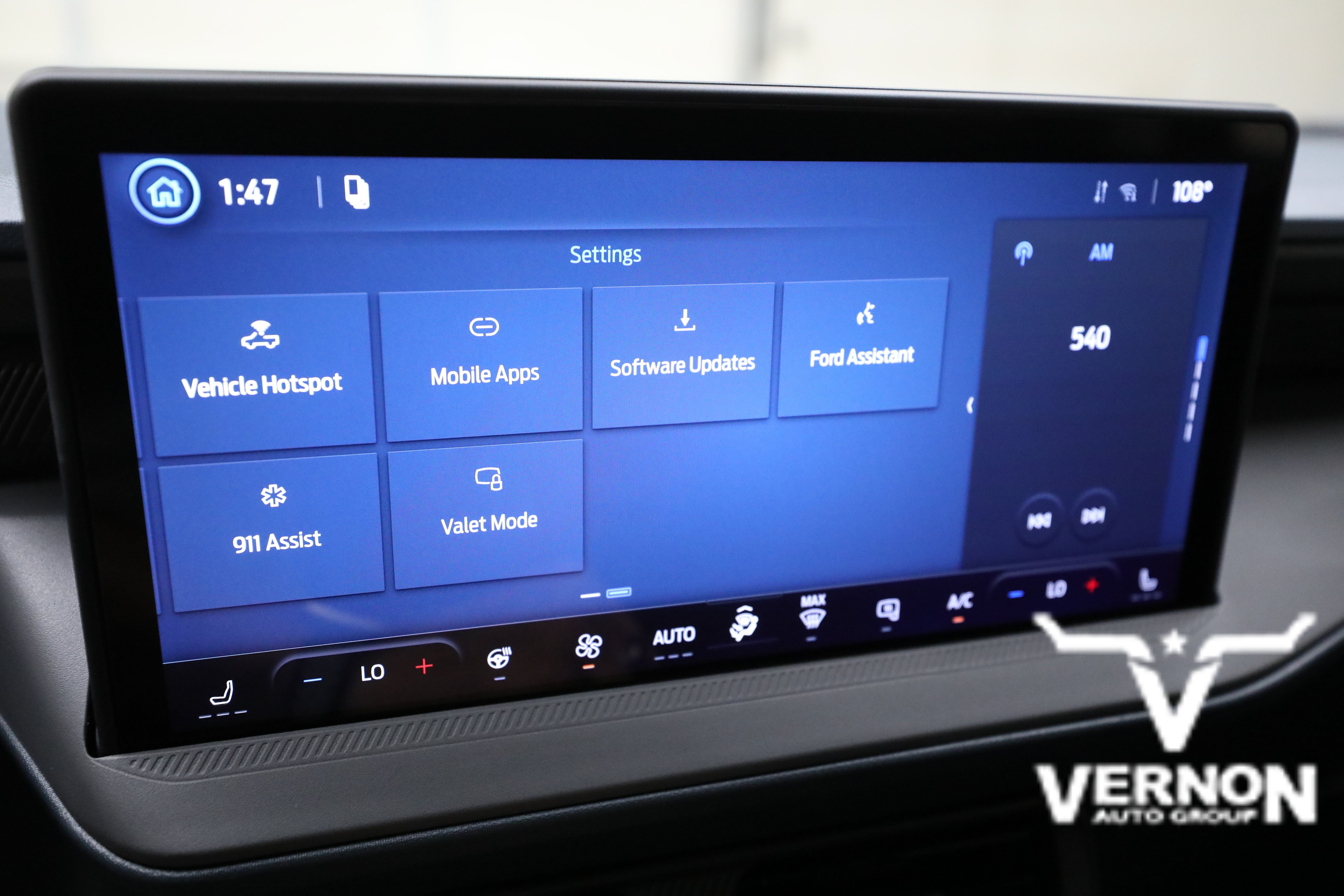 New 2026 Ford Maverick Lariat w/ Black Appearance Package AWD/4WD image 26