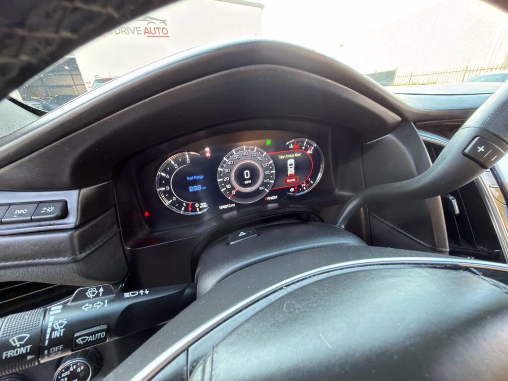 Used 2016 Cadillac Escalade ESV Platinum AWD/4WD image 15