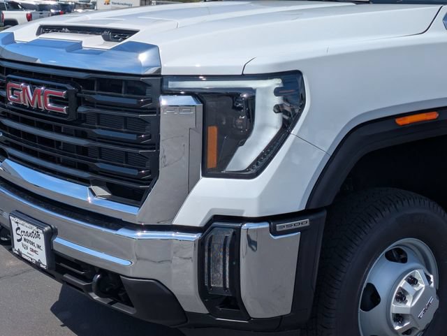 New 2026 GMC Sierra 3500 Pro w/ Convenience Package AWD/4WD image 9