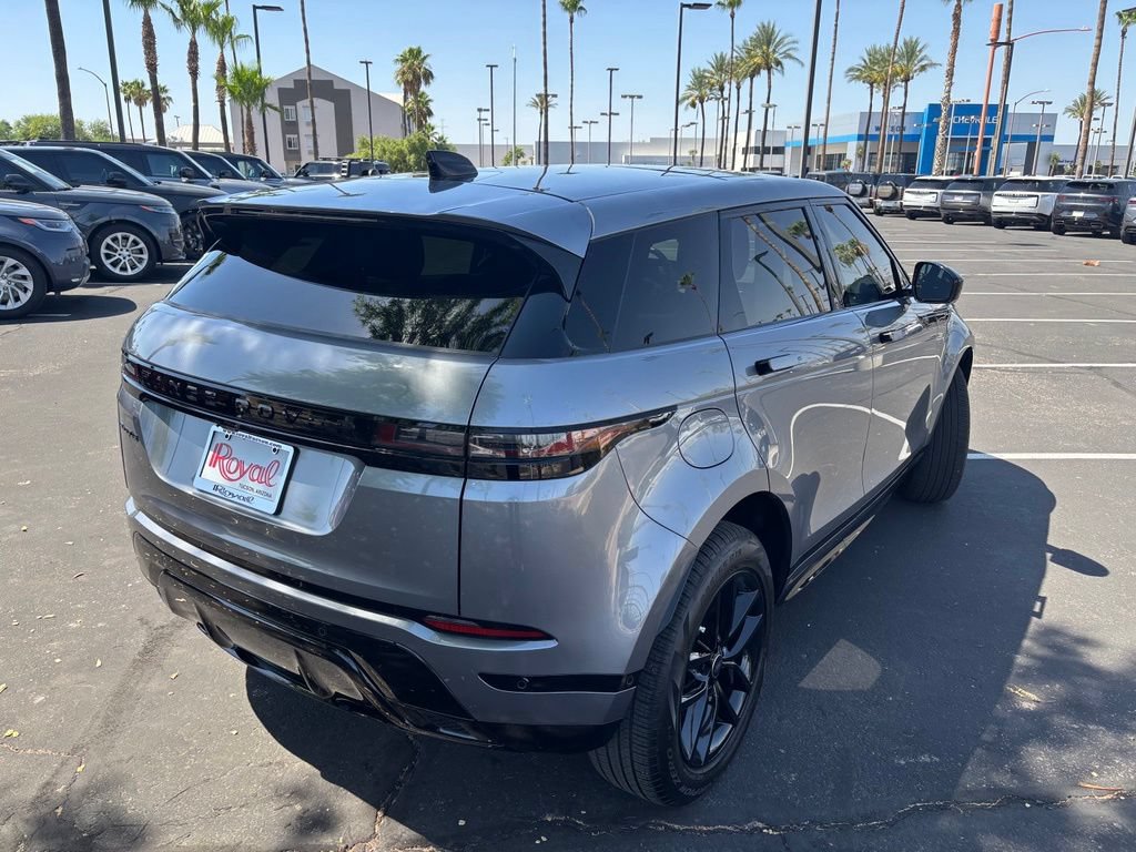 Used 2026 Land Rover Range Rover Evoque Dynamic SE AWD/4WD image 19
