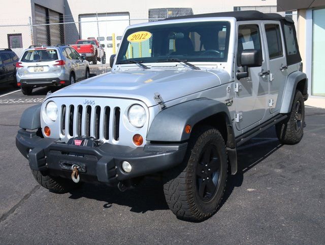 Used 2012 Jeep Wrangler Unlimited Rubicon image 9