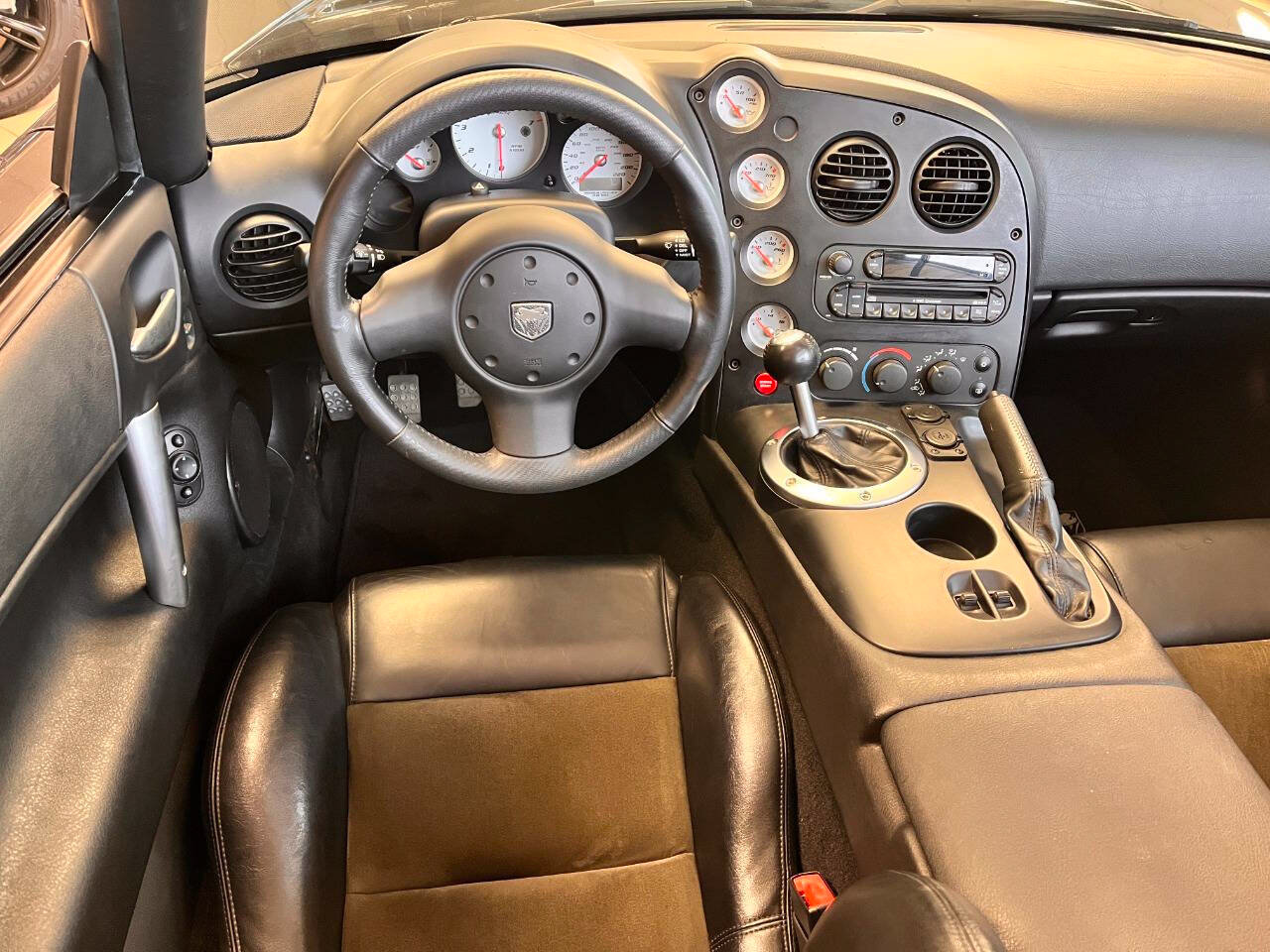 Used 2006 Dodge Viper SRT-10 RWD image 28