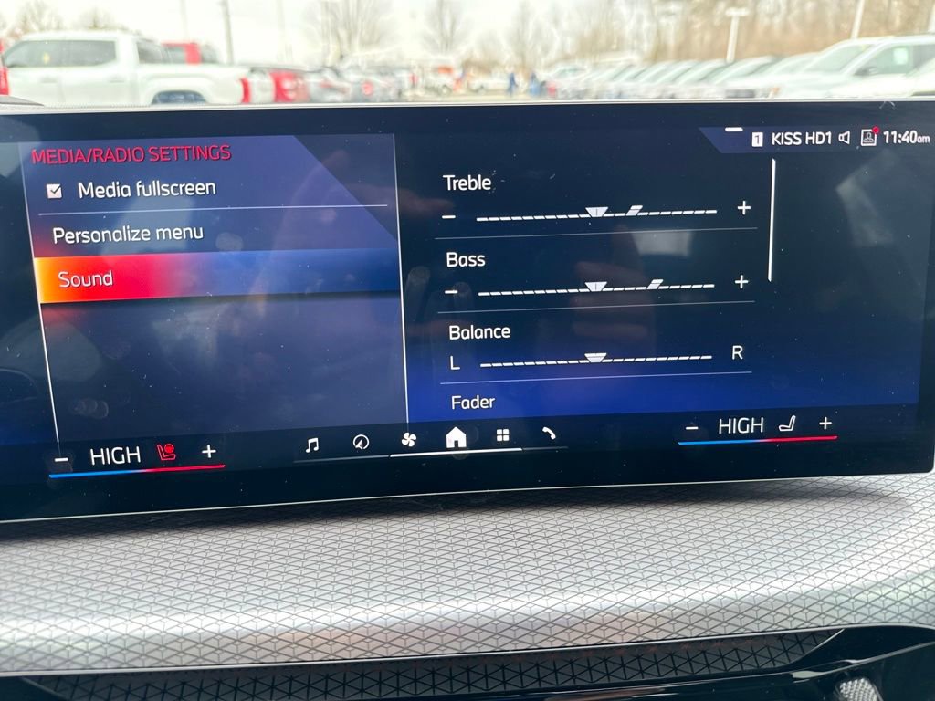 Used 2025 BMW 330i xDrive Sedan w/ Premium Package image 46