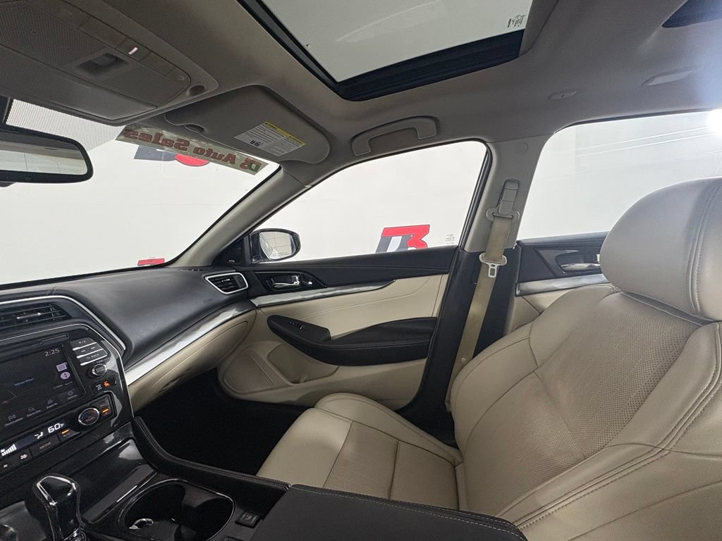 Used 2020 Nissan Maxima 3.5 SL w/ Floor Mat Group FWD image 30