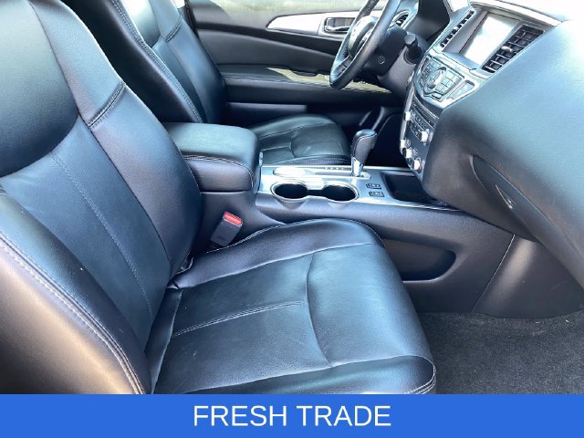 Used 2018 Nissan Pathfinder SL w/ SL Premium Package FWD image 11