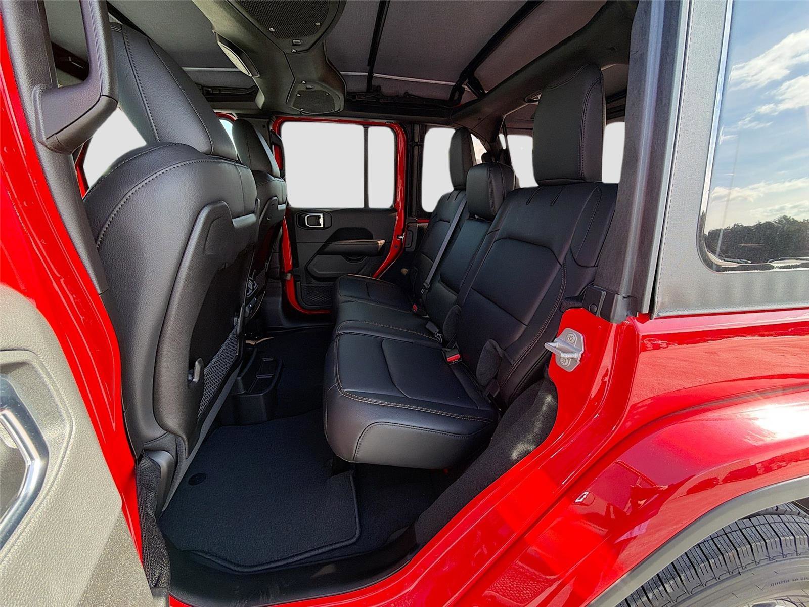 New 2026 Jeep Wrangler Unlimited Sahara image 24