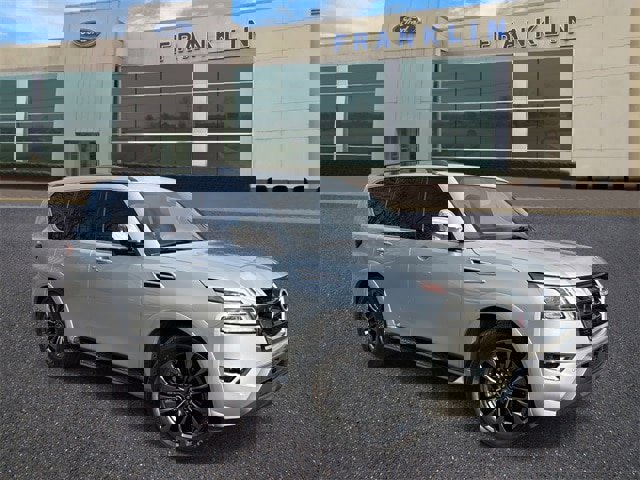 Used 2024 Nissan Armada Platinum w/ Captain's Chairs Package image 1