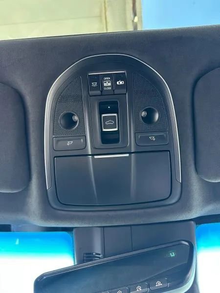 Used 2018 Genesis G80 3.3T Sport image 42