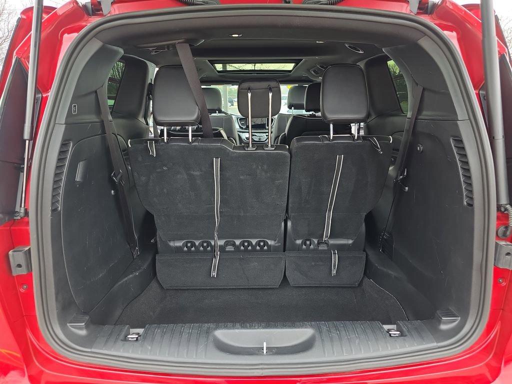 Used 2025 Chrysler Pacifica Limited image 13