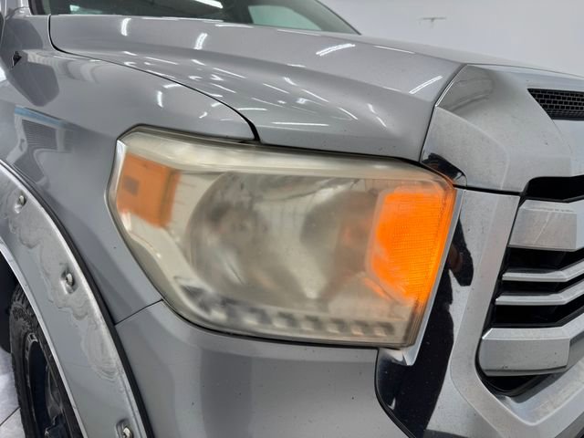 Used 2016 Toyota Tundra SR5 w/ SR5 Upgrade Package AWD/4WD image 31