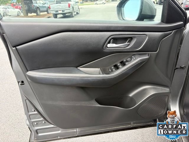 Used 2024 Nissan Rogue SV AWD/4WD image 26