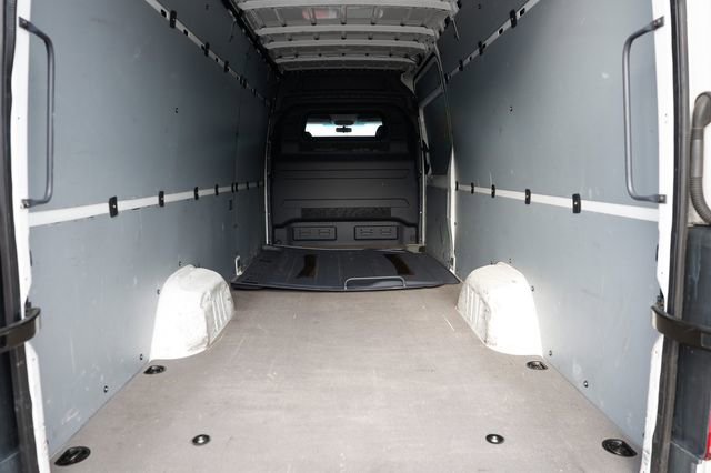 Used 2016 Mercedes-Benz Sprinter 2500 image 22
