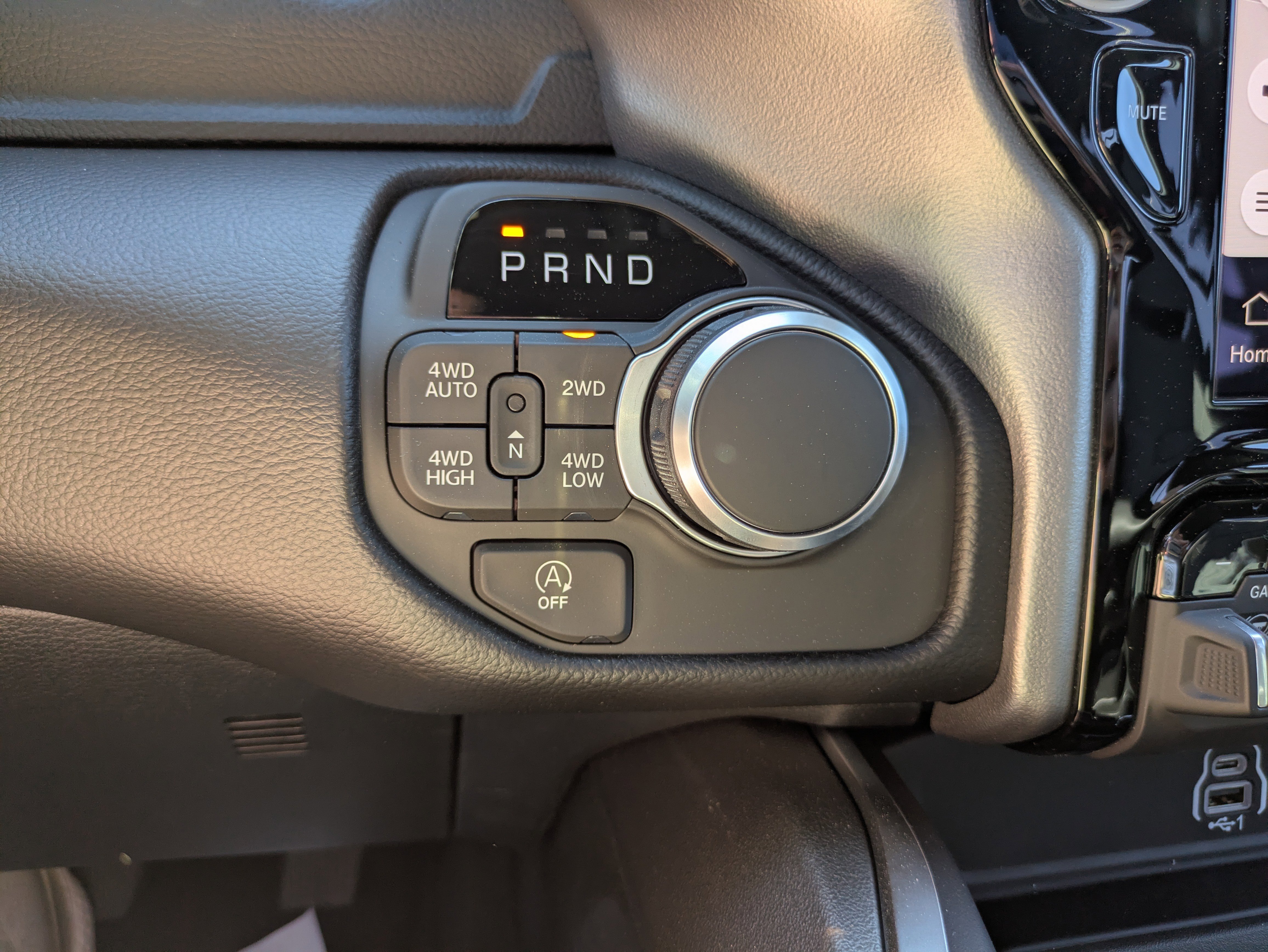 New 2026 RAM 1500 Big Horn AWD/4WD image 19