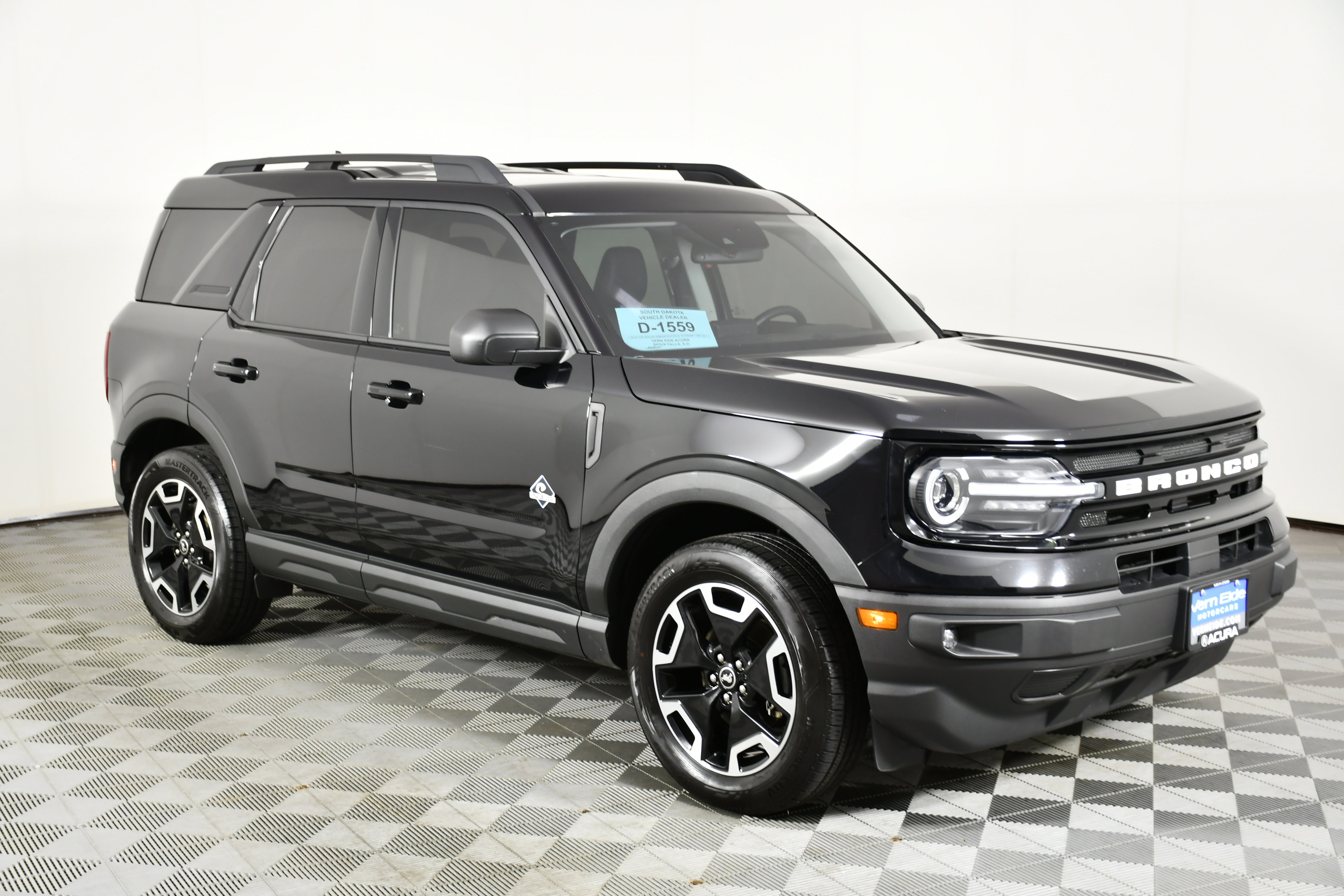 Used 2021 Ford Bronco Sport Outer Banks w/ Outer Banks Package (96D) image 4