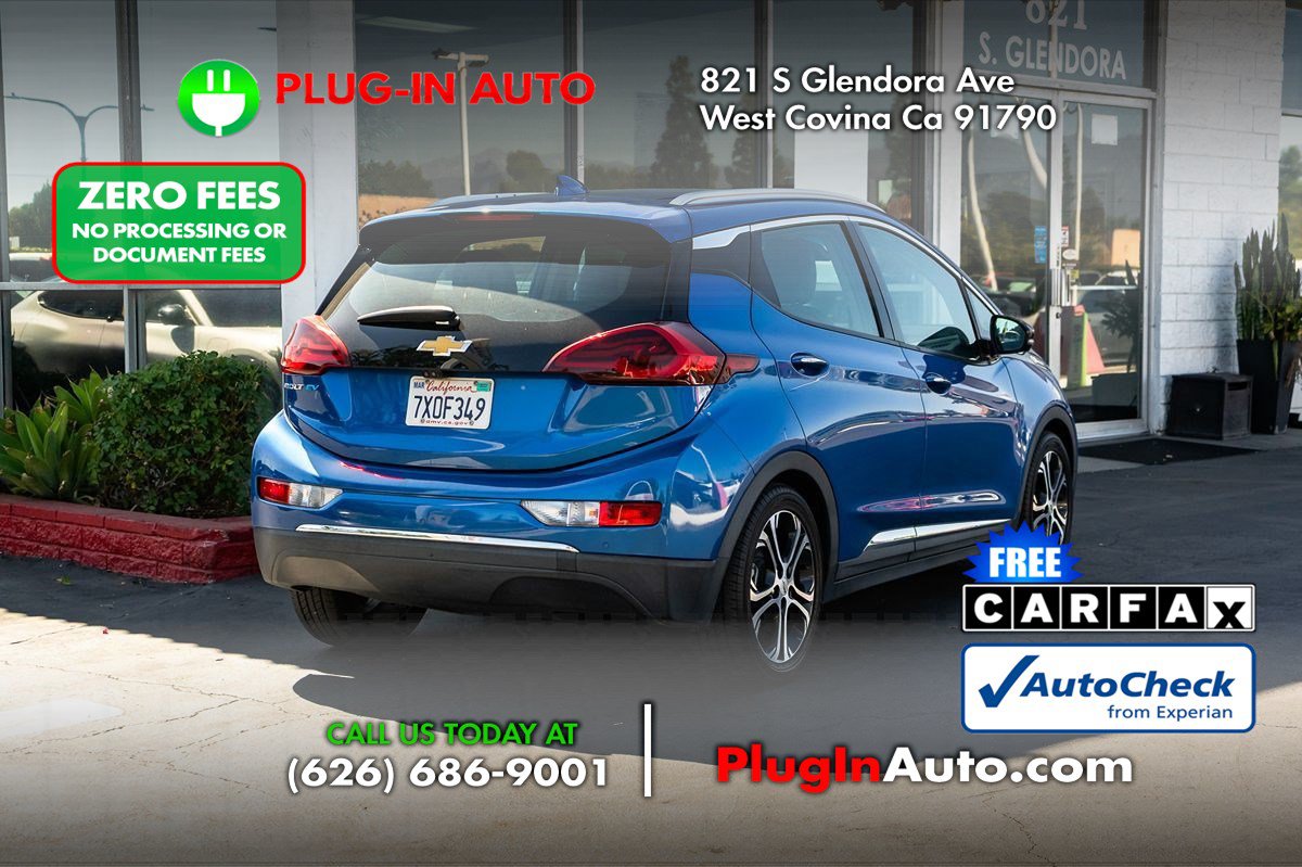 Used 2017 Chevrolet Bolt Premier w/ Driver Confidence II Package FWD image 4