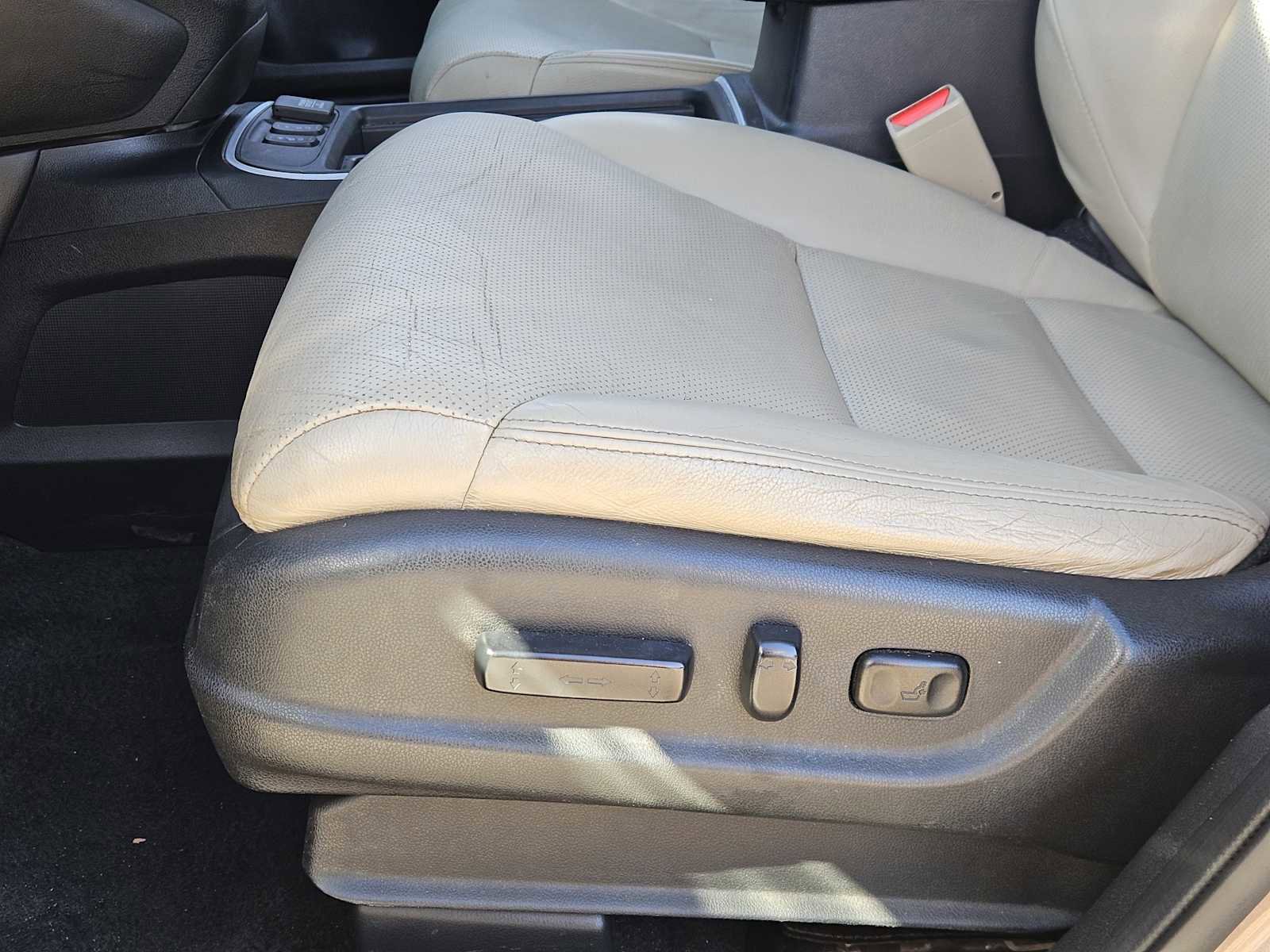 Used 2016 Honda CR-V Touring image 23