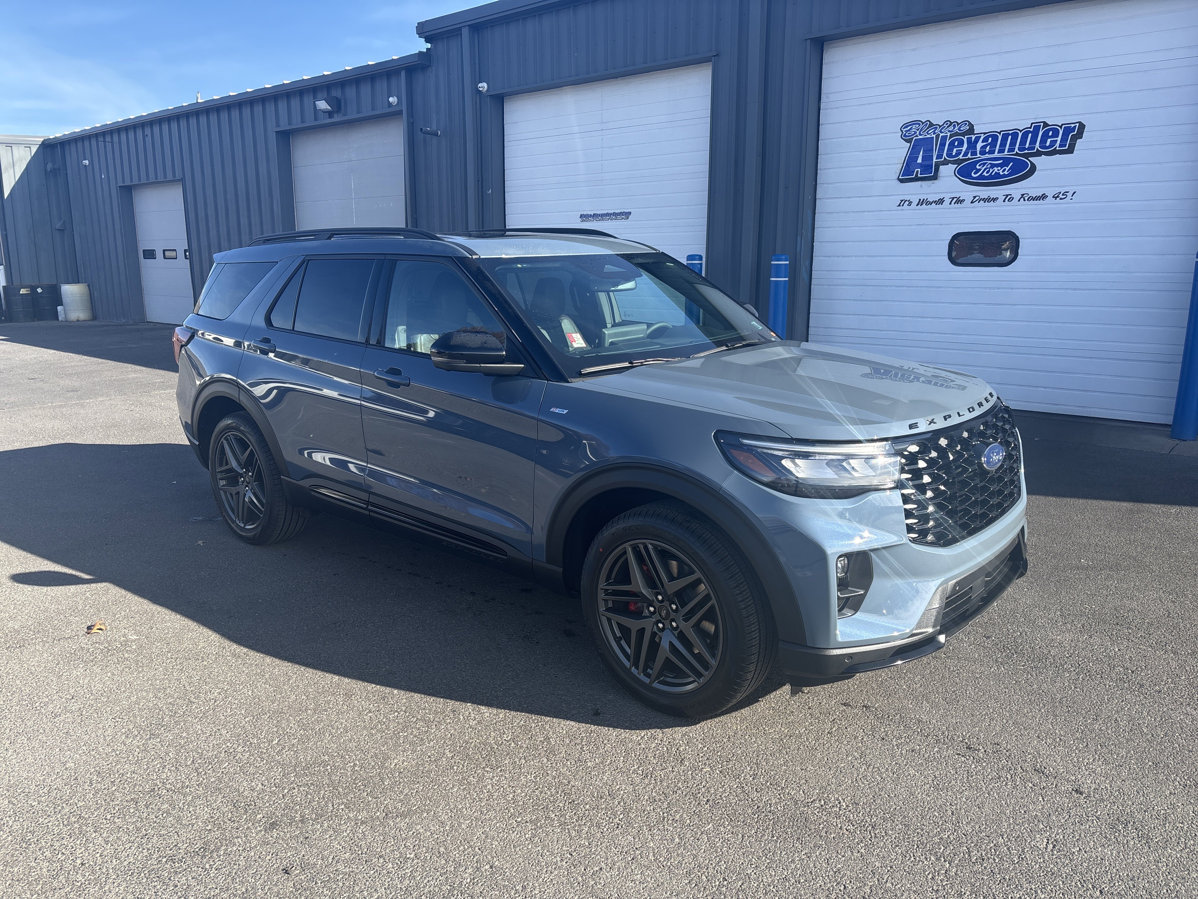 New 2026 Ford Explorer ST-Line w/ ST-Line Street Pack