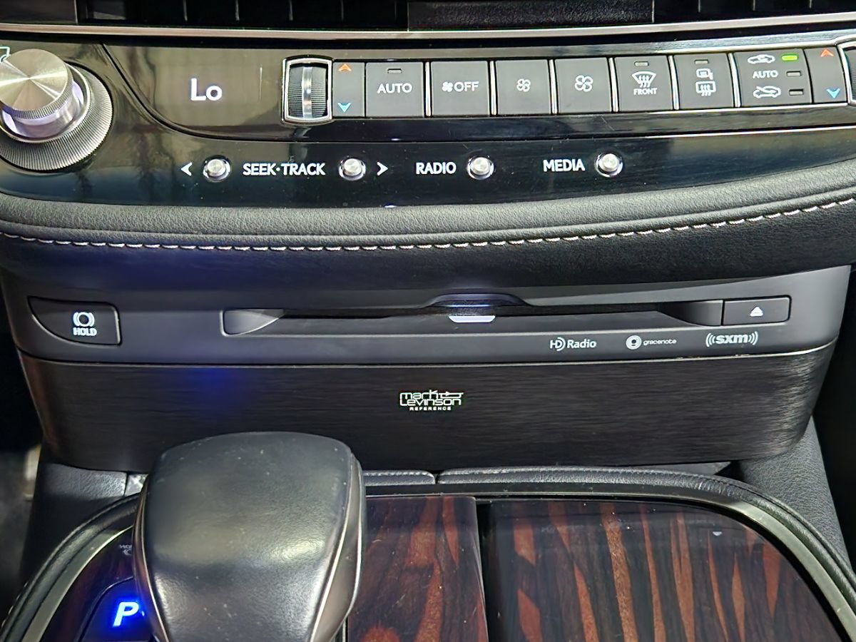 Used 2021 Lexus LS 500 RWD image 38