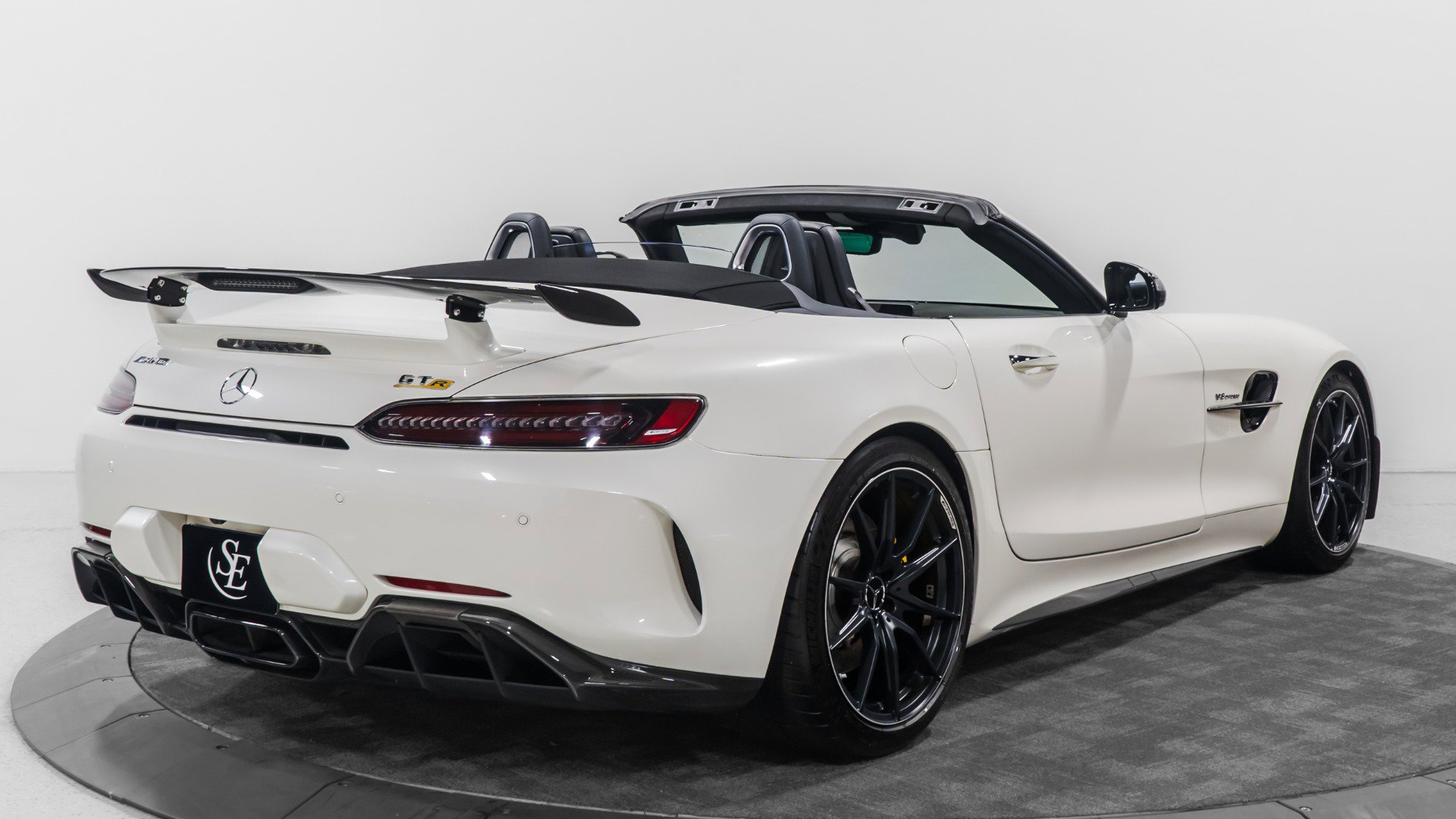 Used 2020 Mercedes-Benz AMG GT R image 8