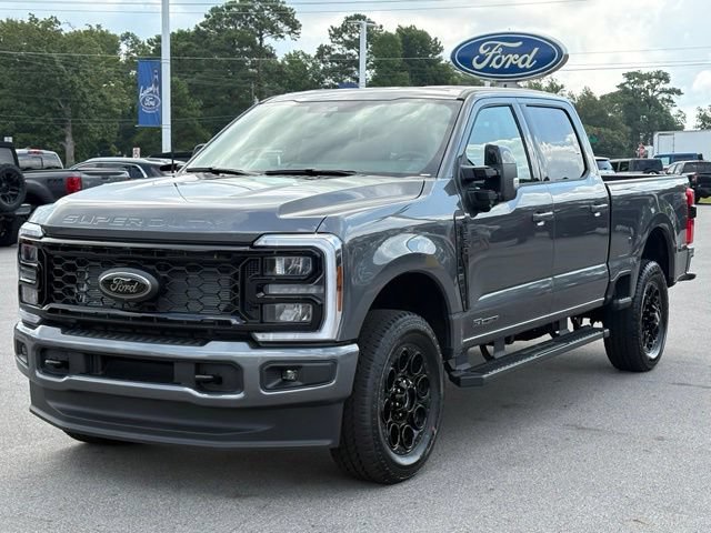 New 2026 Ford F250 Lariat w/ Black Appearance Package