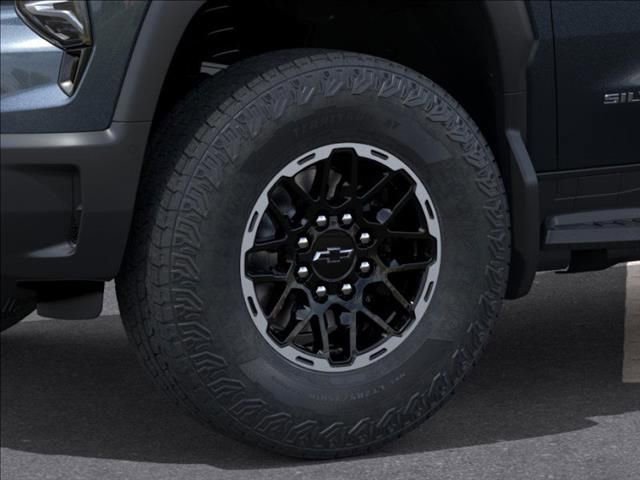 New 2026 Chevrolet Silverado EV Trail Boss image 9