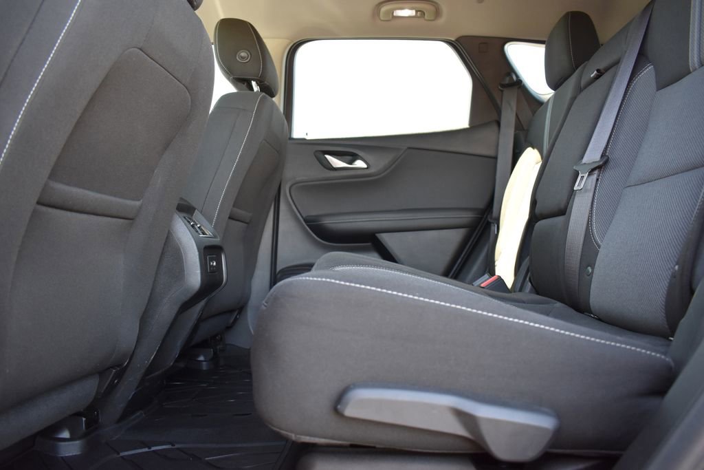 Used 2024 Chevrolet Blazer LT w/ Convenience Package image 9