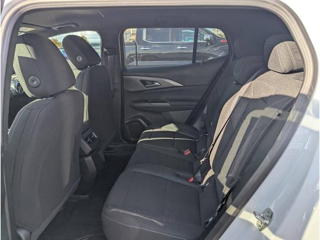 New 2026 Chevrolet Equinox EV LT image 9