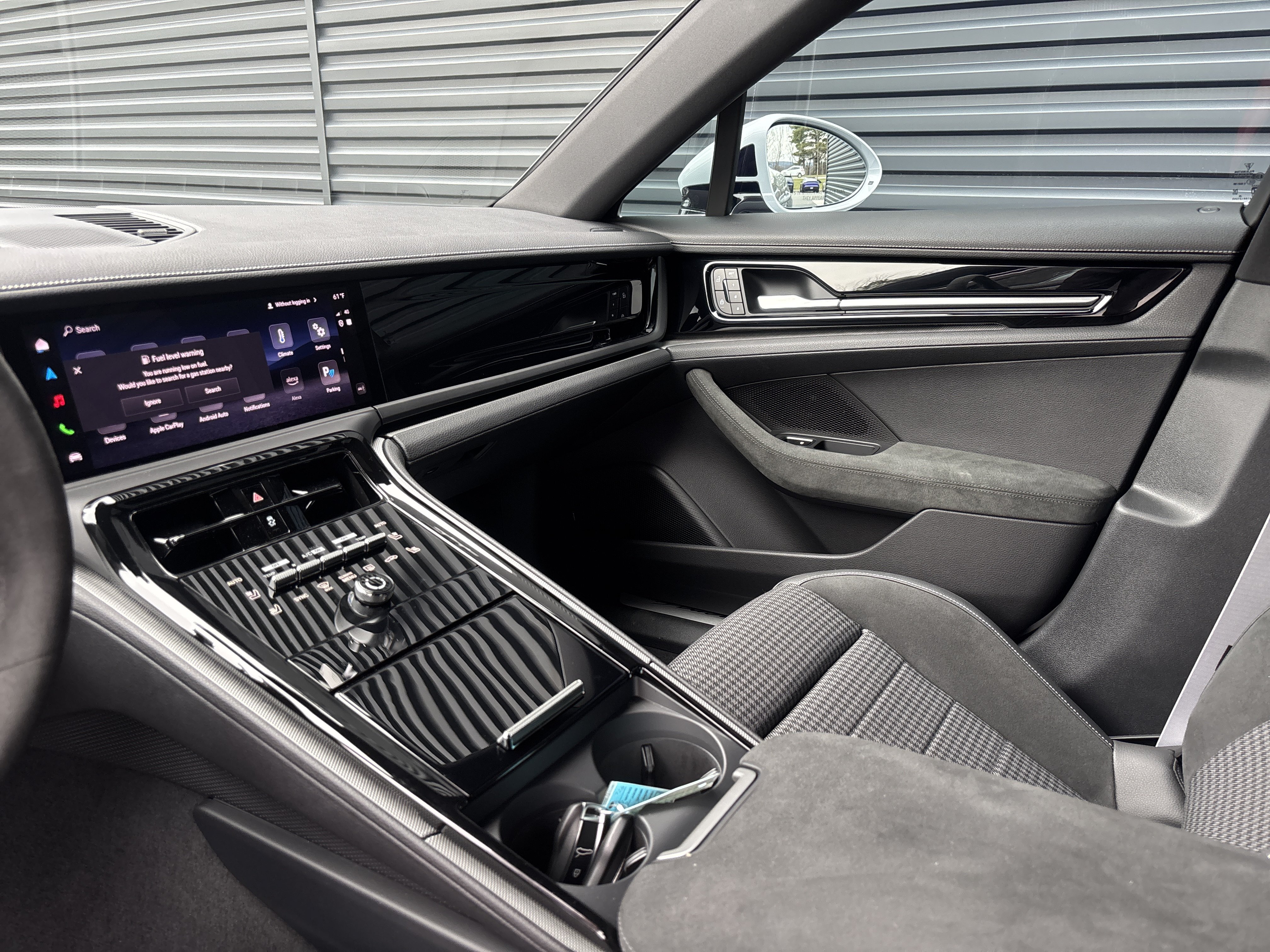 Certified 2026 Porsche Panamera image 11