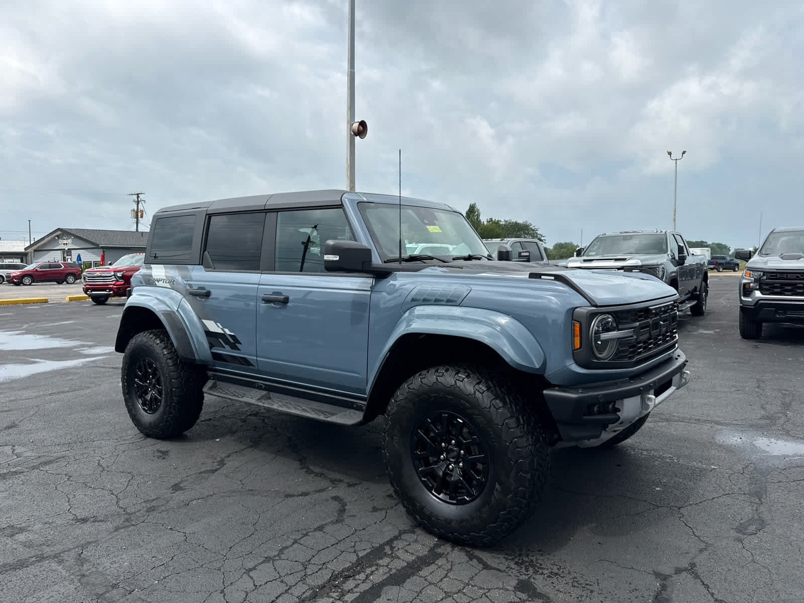 Used 2024 Ford Bronco Raptor w/ Interior Carbon Fiber Pack 6 AWD/4WD image 7