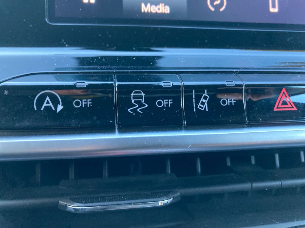 Used 2022 Jeep Compass Latitude w/ Convenience Group image 44